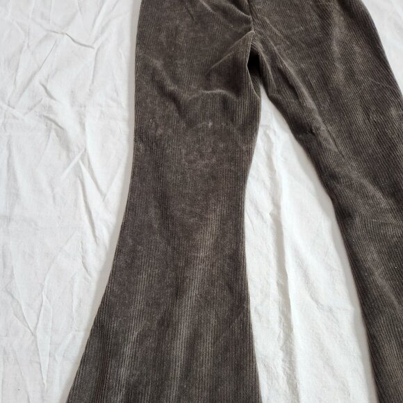 Aerie Groove-On Rib Velour Flare Pant - XS Short - Picture 10 of 13